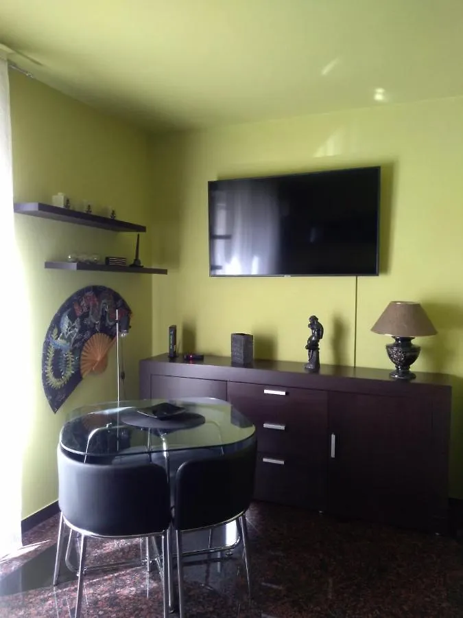 Luxury Apartments Kyara Centre Netflix سبليت 0*,